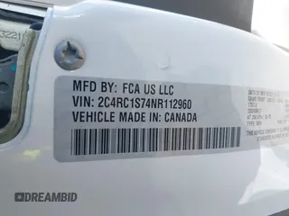 2022 Chrysler Pacifica Hybrid Limited with VIN 2C4RC1S74NR112960, listed as a IAAI auction lot 41584818 with 22,040 mi miles and . Bid and sale history available at DreamBid. Image 9.