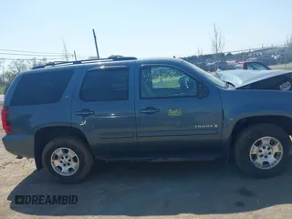 2008 Chevrolet Tahoe 3LT with VIN 1GNFK13058J187710, listed as a IAAI auction lot 42073592 with 166,173 mi miles and . Bid and sale history available at DreamBid. Image 12.