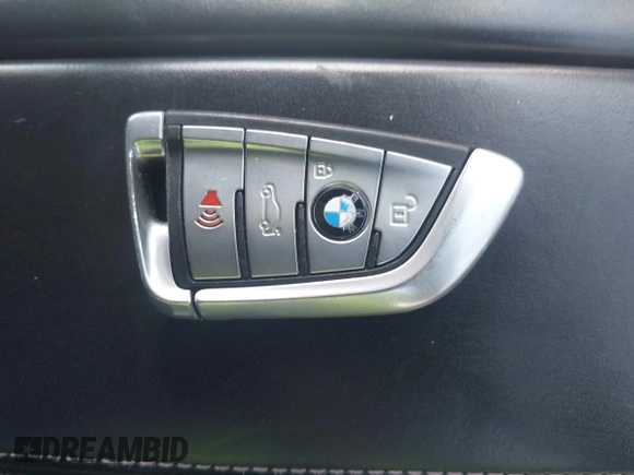 2019 BMW 5 Series M550i xDrive with VIN WBAJB9C51KB464879, listed as a IAAI auction lot 41774834 with 77,379 mi miles and . Bid and sale history available at DreamBid. Image 11.
