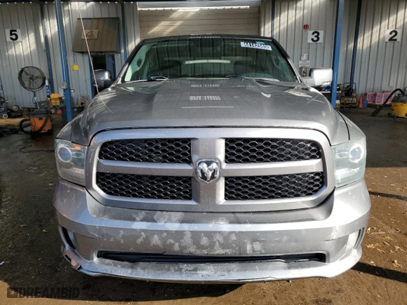 2013 Ram 1500 Sport with VIN 1C6RR7HT9DS530215, listed as a Copart auction lot 44142585 with 213,115 mi miles and Clean Title. Bid and sale history available at carsss.com. Image 5.