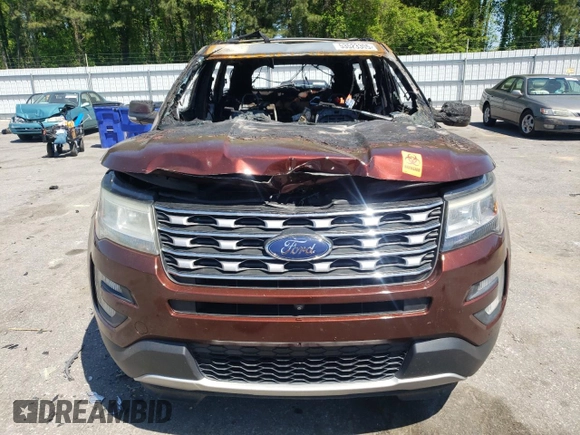 2016 Ford Explorer Limited z VIN 1FM5K8F85GGC82791, wystawiony jako Copart lot #53523305 z przebiegiem Nie podano mil oraz Szkoda całkowita • Salvage title. Historia ofert i sprzedaży dostępna na DreamBid. Obrazek 5.
