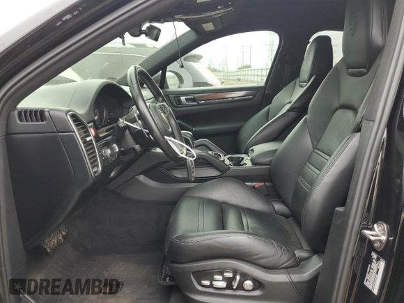 2020 Porsche Cayenne with VIN WP1BA2AY0LDA46669, listed as a Copart auction lot 73041604 with 51,386 mi miles and Salvage title. Bid and sale history available at DreamBid. Image 7.