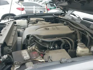 2021 Toyota Tacoma SR5 with VIN 3TMAZ5CN2MM142304, listed as a IAAI auction lot 42382315 with 60,874 mi miles and . Bid and sale history available at DreamBid. Image 19.