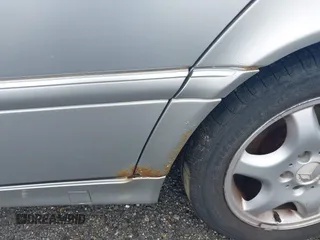 2000 Mercedes-Benz C 230 Kompressor z VIN WDBHA24G5YA865540, wystawiony jako IAAI lot #42328754 z przebiegiem 181 940 mil mil oraz . Historia ofert i sprzedaży dostępna na DreamBid. Obrazek 12.