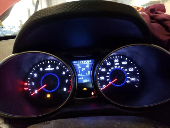 2015 Hyundai Veloster with VIN KMHTC6AD1FU228644, listed as a Copart auction lot 70176233 with 117,359 mi miles. Bid and sale history available at carsss.com. Image 9.