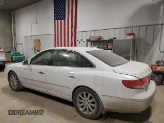 2009 Hyundai Azera Limited z VIN KMHFC46F09A372929, wystawiony jako Copart lot #88455705 z przebiegiem 111 222 mil mil oraz Szkoda całkowita • Salvage title. Historia ofert i sprzedaży dostępna na DreamBid. Obrazek 2.