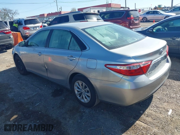 2017 Toyota Camry XLE with VIN 4T1BF1FK3HU629953, listed as a IAAI auction lot 42012261 with 95,199 mi miles. Bid and sale history available at carsss.com. Image 3.