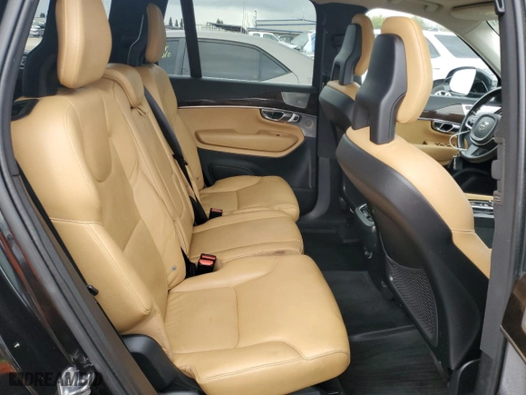 2016 Volvo XC90 T6 Momentum with VIN YV4A22PK7G1077337, listed as a Copart auction lot 49328645 with 164,357 mi miles and Clean Title. Bid and sale history available at carsss.com. Image 11.