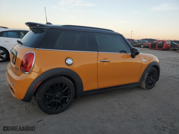 2016 MINI Cooper Hardtop S with VIN WMWXP7C57G2A42755, listed as a Copart auction lot 44260745 with 113,638 mi miles and Salvage Title. Bid and sale history available at carsss.com. Image 3.
