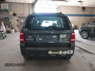 2008 Ford Escape XLS with VIN 1FMCU92Z98KB27455, listed as a IAAI auction lot 42577135 with 212,567 mi miles and . Bid and sale history available at DreamBid. Image 15.