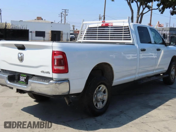 2024 Ram 2500 Tradesman with VIN 3C6UR5HJ4RG130753, listed as a Copart auction lot 60704505 with 15,070 mi miles and Clean title. Bid and sale history available at DreamBid. Image 3.