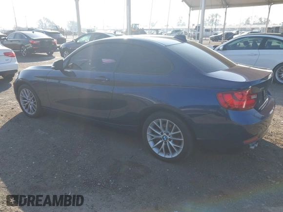 2015 BMW 2 Series 228i xDrive with VIN WBA1F7C5XFV367287, listed as a IAAI auction lot 40802463 with 113,427 mi miles and . Bid and sale history available at carsss.com. Image 3.