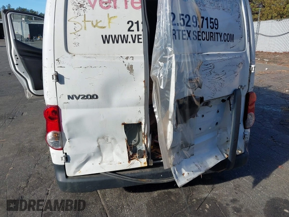 2015 Nissan NV200 SV with VIN 3N6CM0KN3FK691145, listed as a IAAI auction lot 40954033 with 108,309 mi miles and . Bid and sale history available at DreamBid. Image 6.