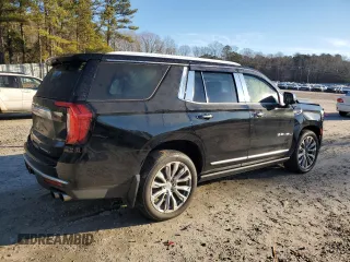2021 GMC Yukon Denali with VIN 1GKS2DKL5MR171592, listed as a Copart auction lot 88767015 with 62,674 mi miles and Salvage Title. Bid and sale history available at carsss.com. Image 3.