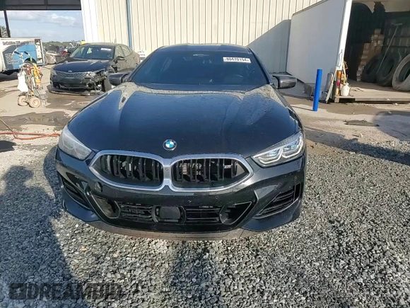 2023 BMW 8 Series M850i z VIN WBAGV8C02PCK67527, wystawiony jako Copart lot #80470154 z przebiegiem 17 873 mil mil oraz Szkoda całkowita • Salvage title. Historia ofert i sprzedaży dostępna na DreamBid. Obrazek 13.