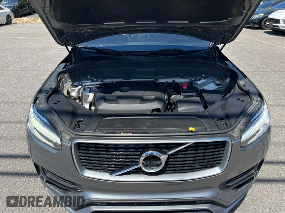 2019 Volvo XC90 R-Design z VIN YV4A22PM9K1440828, wystawiony jako Copart lot #58994785 z przebiegiem 153 481 mil mil oraz Czysty tytuł • Clean title. Historia ofert i sprzedaży dostępna na DreamBid. Obrazek 8.