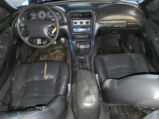 2000 Ford Mustang GT with VIN 1FAFP42X5YF115568, listed as a Copart auction lot 84767994 with 185,351 mi miles and Salvage Title. Bid and sale history available at carsss.com. Image 8.