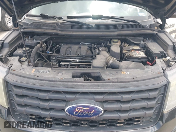 2016 Ford Utility Police Interceptor with VIN 1FM5K8AR9GGB44638, listed as a IAAI auction lot 42020602 with 136,518 mi miles. Bid and sale history available at carsss.com. Image 10.