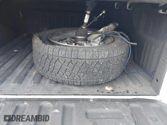 2018 Ford F-150 XL with VIN 1FTEW1E54JFB51565, listed as a IAAI auction lot 41942276 with 131,864 mi miles. Bid and sale history available at carsss.com. Image 12.