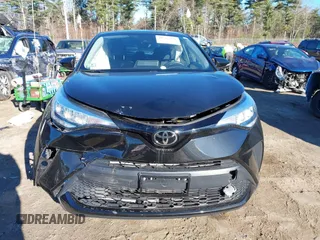 2021 Toyota C-HR LE with VIN NMTKHMBXXMR123633, listed as a IAAI auction lot 40787336 with 28,234 mi miles. Bid and sale history available at carsss.com. Image 12.