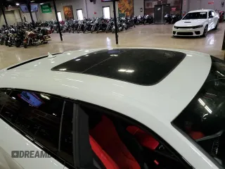 2021 Lamborghini Urus z VIN ZPBUA1ZL1MLA15024, wystawiony jako Copart lot #48737594 z przebiegiem 13 617 mil mil oraz Tytuł czysty. Historia ofert i sprzedaży dostępna na DreamBid. Obrazek 11.