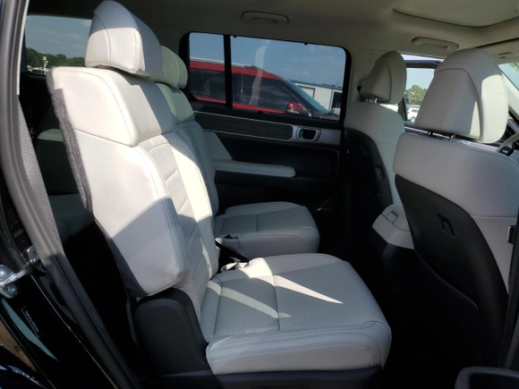 2024 Hyundai Santa Fe Calligraphy with VIN 5NMP54GL7RH032447, listed as a Copart auction lot 70282364 with 3,670 mi miles and Salvage Title. Bid and sale history available at carsss.com. Image 11.