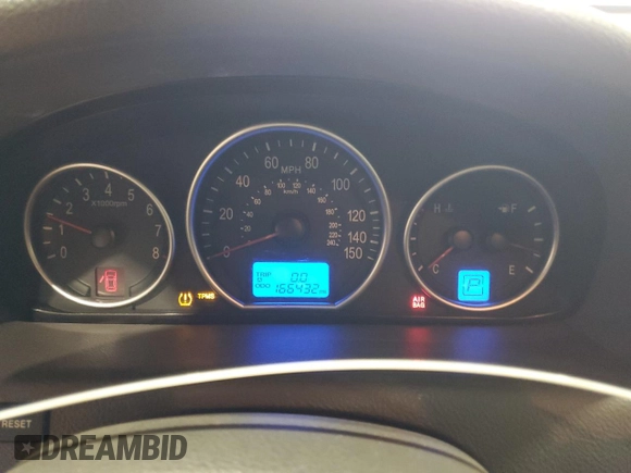 2011 Hyundai Veracruz Limited with VIN KM8NU4CC5BU154542, listed as a Copart auction lot 88489435 with 166,432 mi miles and Salvage title. Bid and sale history available at DreamBid. Image 9.