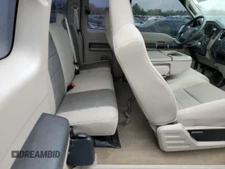 2008 Ford Super Duty F-250 SRW XL with VIN 1FTSX215X8EE43152, listed as a Copart auction lot 51999755 with 153,363 mi miles and Salvage Title. Bid and sale history available at carsss.com. Image 10.