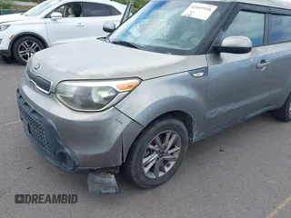 2014 Kia Soul with VIN KNDJN2A2XE7062263, listed as a IAAI auction lot 42045938 with 120,914 mi miles. Bid and sale history available at carsss.com. Image 6.