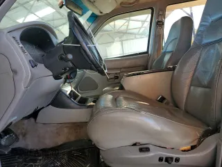 1997 Ford Explorer XLT with VIN 1FMDU32P7VUA19965, listed as a Copart auction lot 79505124 with 140,231 mi miles and Salvage title. Bid and sale history available at DreamBid. Image 7.