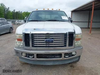 2009 Ford Super Duty F-250 SRW XL with VIN 1FTSW21R59EA73624, listed as a IAAI auction lot 42077112 with 250,715 mi miles. Bid and sale history available at carsss.com. Image 13.