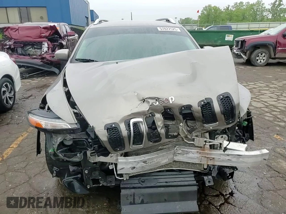 2017 Jeep Cherokee Latitude с VIN 1C4PJLCS6HW640751, выставлен на аукционе Copart как лот 57822525 с пробегом 115 216 миль миль и Чистый • Clean title. История ставок и продаж доступна на DreamBid. Изображение 15.