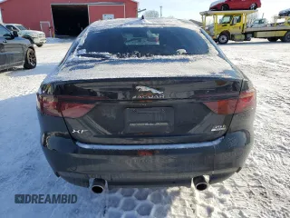 2017 Jaguar XF 35t Premium with VIN SAJBJ4BV2HCY29587, listed as a Copart auction lot 43982365 with 177,086 mi miles and Clean Title. Bid and sale history available at carsss.com. Image 6.