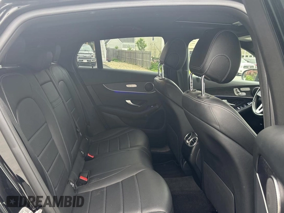 2021 Mercedes-Benz GLC 300 z VIN W1N0J8EB2MF904451, wystawiony jako Copart lot #57702365 z przebiegiem 117 769 mil mil oraz Czysty tytuł • Clean title. Historia ofert i sprzedaży dostępna na DreamBid. Obrazek 6.