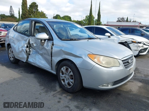 2009 Hyundai Elantra SE z VIN KMHDU46D89U711633, wystawiony jako IAAI lot #42239722 z przebiegiem 156 270 mil mil oraz . Historia ofert i sprzedaży dostępna na DreamBid. Obrazek 1.