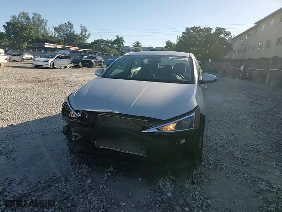 2019 Hyundai Elantra SE with VIN 5NPD74LF3KH494798, listed as a Copart auction lot 42060575 with 72,579 mi miles and Non Repairable. Bid and sale history available at carsss.com. Image 11.