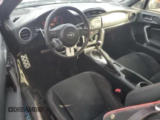 2013 Scion FR-S z VIN JF1ZNAA19D2715008, wystawiony jako Copart lot #51350245 z przebiegiem 146 527 mil mil oraz Szkoda całkowita • Salvage title. Historia ofert i sprzedaży dostępna na DreamBid. Obrazek 8.