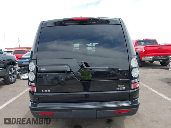 2016 Land Rover LR4 HSE с VIN SALAG2V66GA833808, выставлен на аукционе IAAI как лот 40630890 с пробегом 72 639 миль миль и . История ставок и продаж доступна на DreamBid. Изображение 16.