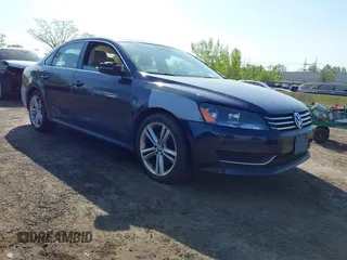 2014 Volkswagen Passat SE с VIN 1VWBP7A37EC012980, выставлен на аукционе IAAI как лот 42172477 с пробегом 111 525 миль миль и . История ставок и продаж доступна на DreamBid. Изображение 1.