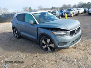 2020 Volvo XC40 Momentum with VIN YV4162UK1L2189516, listed as a IAAI auction lot 41465011 with 47,716 mi miles and . Bid and sale history available at DreamBid. Image 1.