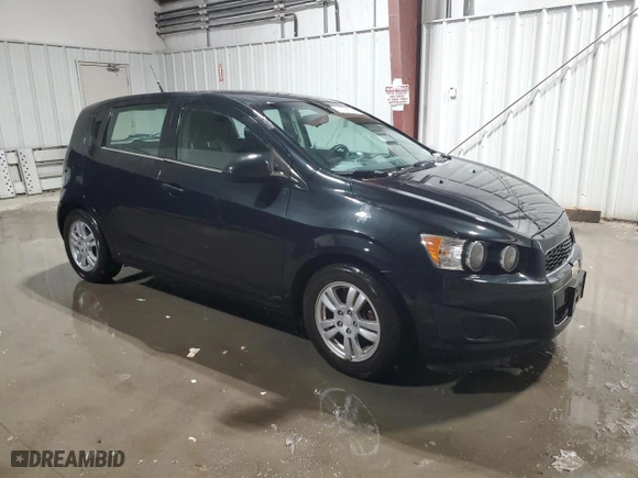 2013 Chevrolet Sonic LT with VIN 1G1JC6SH5D4116612, listed as a Copart auction lot 45957315 with 47,783 mi miles and Clean Title. Bid and sale history available at carsss.com. Image 4.