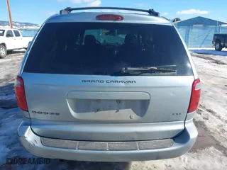 2006 Dodge Grand Caravan SXT with VIN 2D4GP44L86R600904, listed as a IAAI auction lot 41645249 with 153,192 mi miles. Bid and sale history available at carsss.com. Image 16.
