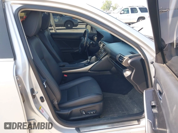 2014 Lexus IS 350 with VIN JTHCE1D24E5001032, listed as a IAAI auction lot 42417284 with 132,596 mi miles and . Bid and sale history available at DreamBid. Image 5.