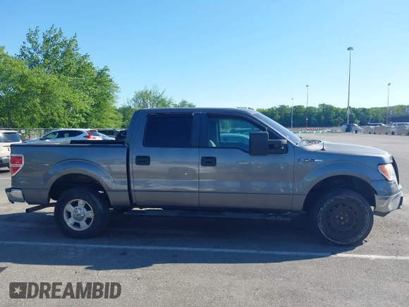 2009 Ford F-150 XL z VIN 1FTRW14819FB18628, wystawiony jako IAAI lot #42303828 z przebiegiem 193 672 mil mil oraz . Historia ofert i sprzedaży dostępna na DreamBid. Obrazek 14.