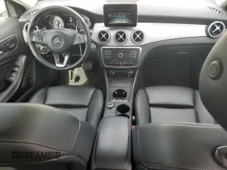 2017 Mercedes-Benz GLA 250 z VIN WDCTG4EB2HJ342432, wystawiony jako Copart lot #55398715 z przebiegiem 77 110 mil mil oraz Szkody całkowita. Historia ofert i sprzedaży dostępna na DreamBid. Obrazek 8.