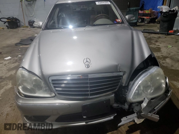 2004 Mercedes-Benz S-Class 5.0L with VIN WDBNG84J54A387825, listed as a Copart auction lot 45894265 with 0 mi miles and Salvage Title. Bid and sale history available at carsss.com. Image 5.
