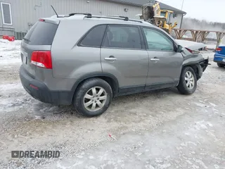 2011 Kia Sorento LX with VIN 5XYKTDA19BG181580, listed as a IAAI auction lot 41386803 with 148,973 mi miles. Bid and sale history available at carsss.com. Image 4.