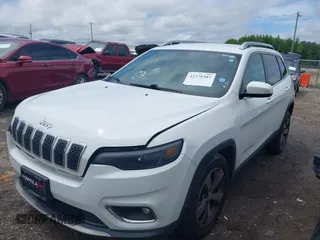 2019 Jeep Cherokee Limited with VIN 1C4PJMDX1KD282154, listed as a IAAI auction lot 42375387 with 135,273 mi miles and . Bid and sale history available at DreamBid. Image 17.