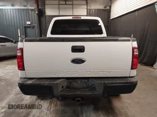 2008 Ford F-250 XL with VIN 1FTSX21518EE05308, listed as a IAAI auction lot 42322159 with 218,626 mi miles and . Bid and sale history available at DreamBid. Image 17.