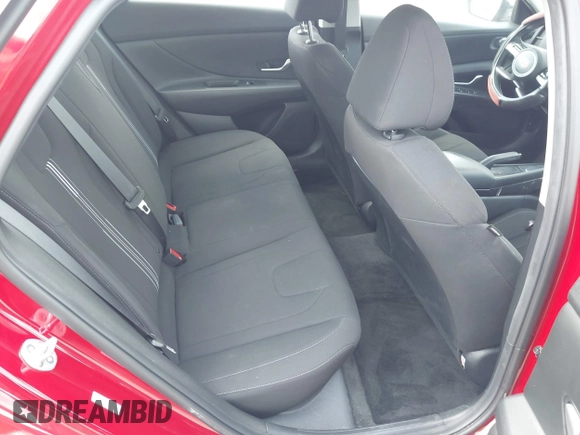 2023 Hyundai Elantra SEL z VIN KMHLM4AG9PU472118, wystawiony jako IAAI lot #42097348 z przebiegiem 56 524 mil mil oraz . Historia ofert i sprzedaży dostępna na DreamBid. Obrazek 8.